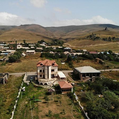 Tsaghkunq Guest House Sevan Exterior photo